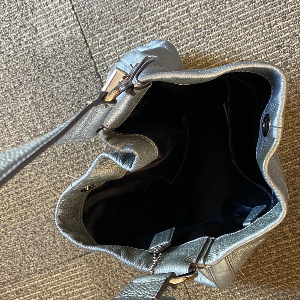 Chrome, silver coach purse, handbag - Picture 2 of 2